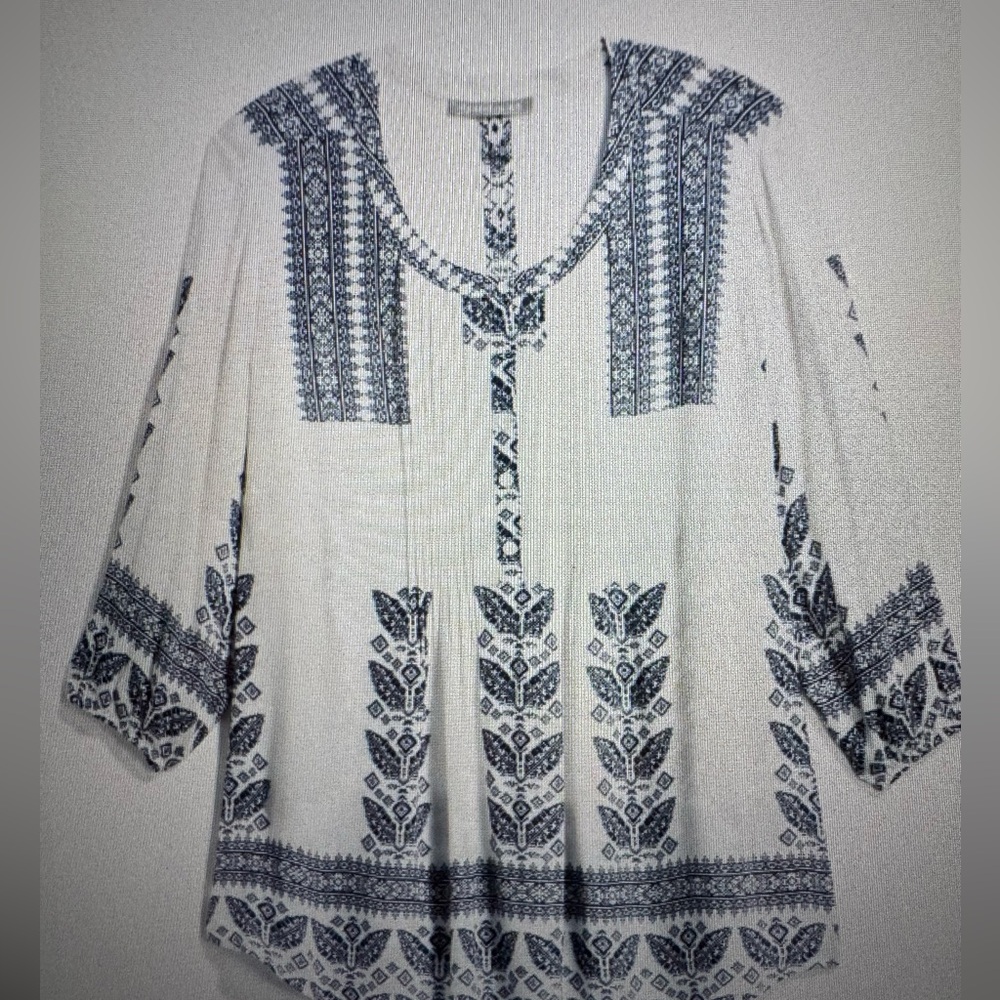Daniel Rainn Amely Split Neck Blouse Sz. L